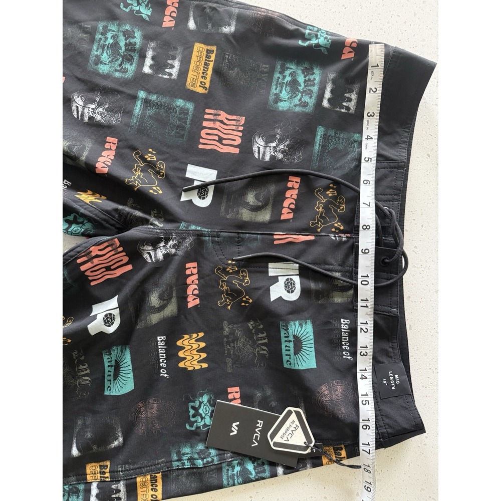 RVCA Trunk Stretch Boardshorts Black With Graphics‎ Size 32 4 Way Stretch - Picture 6 of 12